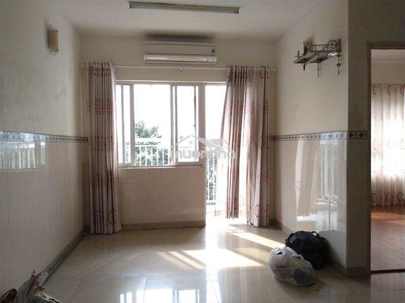 Bán gấp căn hộ bàu cát 2, 55m2, 2pn, 2.6 tỷ, sổ hồng.