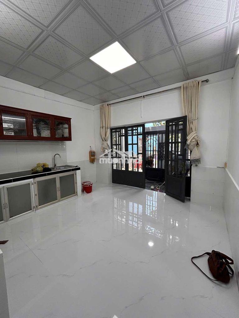 Nhà mới đang cho thuê 5tr5/tháng. dòng tiền sẵn