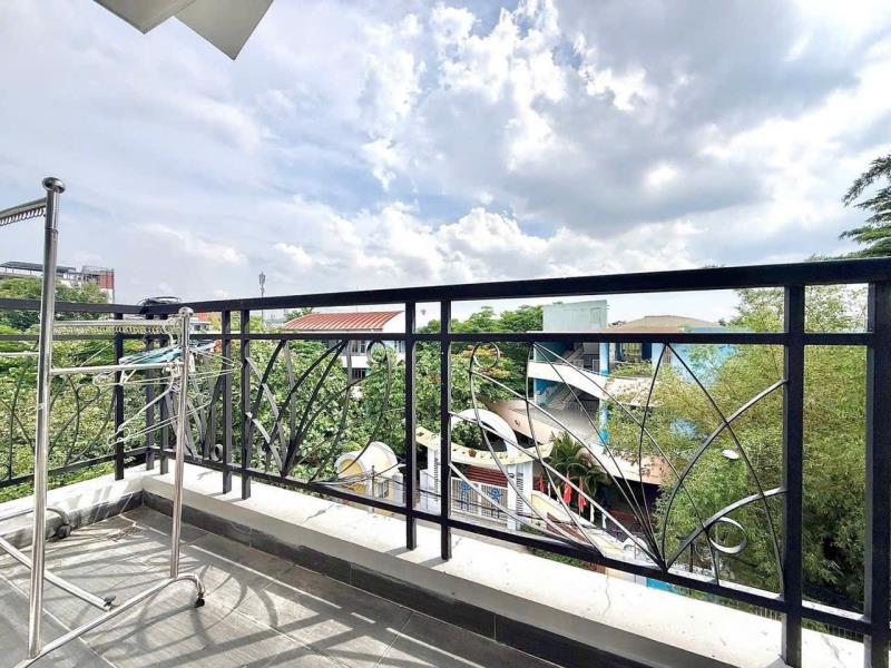 Phòng trọ mới ban công lớn full nội thất máy giặt riêng bình lợi gần vlu3 tiện ra hàng xanh , sân bay tân sơn nhất , bình thạnh - Ảnh 3