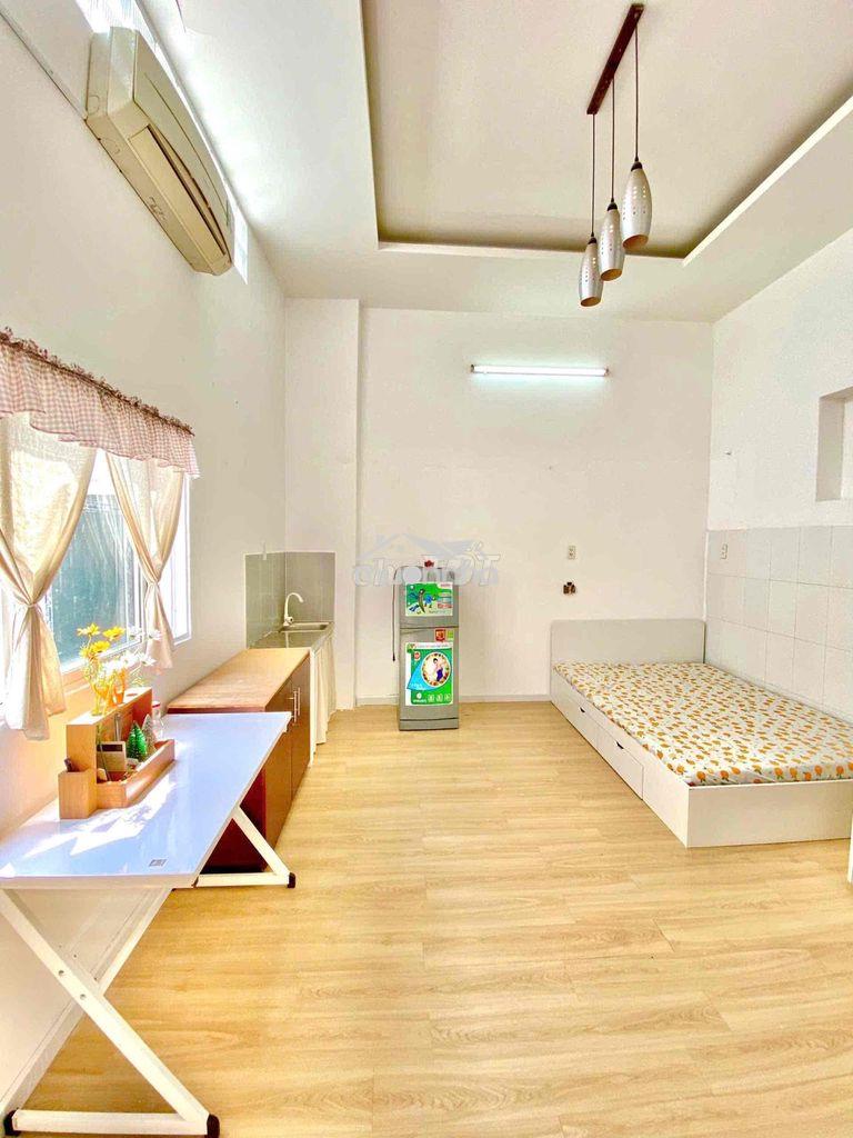 Studio rộng rãi thoáng mát ngay cầu phú xuân giá thật 100% - Ảnh 2