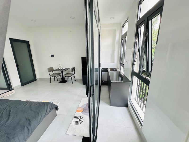 Trống sẵn căn hộ tách bếp ánh sáng đón nắng 38m2 full nội thất ngay bùi văn thêm gần công viên gia định , phan xích long giáp quận 1,3  - Ảnh 3