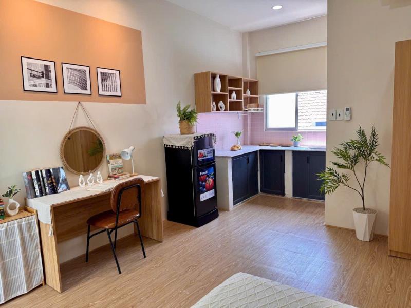 Cho thuê căn hộ full nội thất cửa sổ trời tại đào duy anh phú nhuận