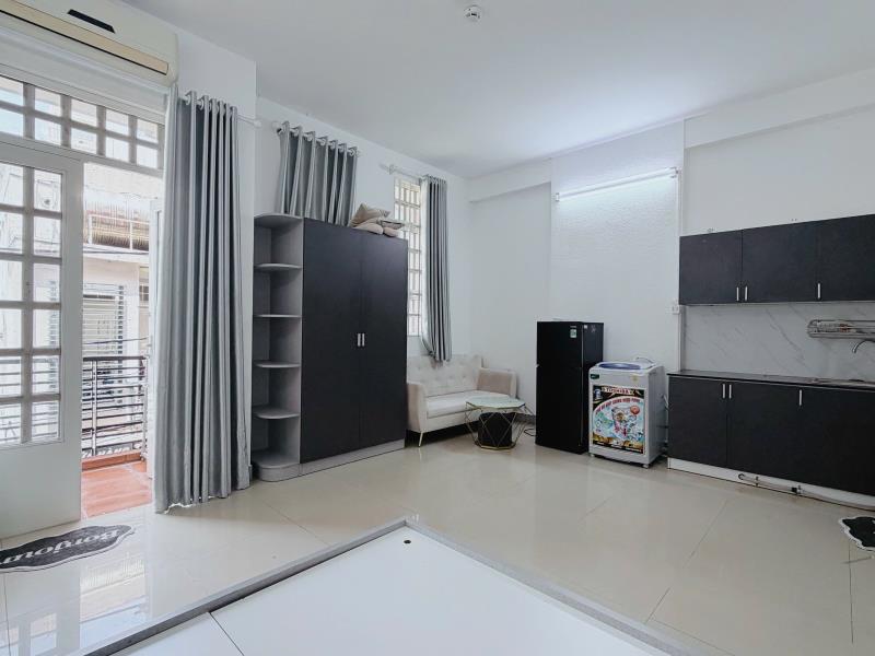 Cho thuê căn hộ ban công thoáng rộng, đầy đủ nội thất – gần đh hoa sen, ufm, sư phạm - trần huy liệu, phú nhuận