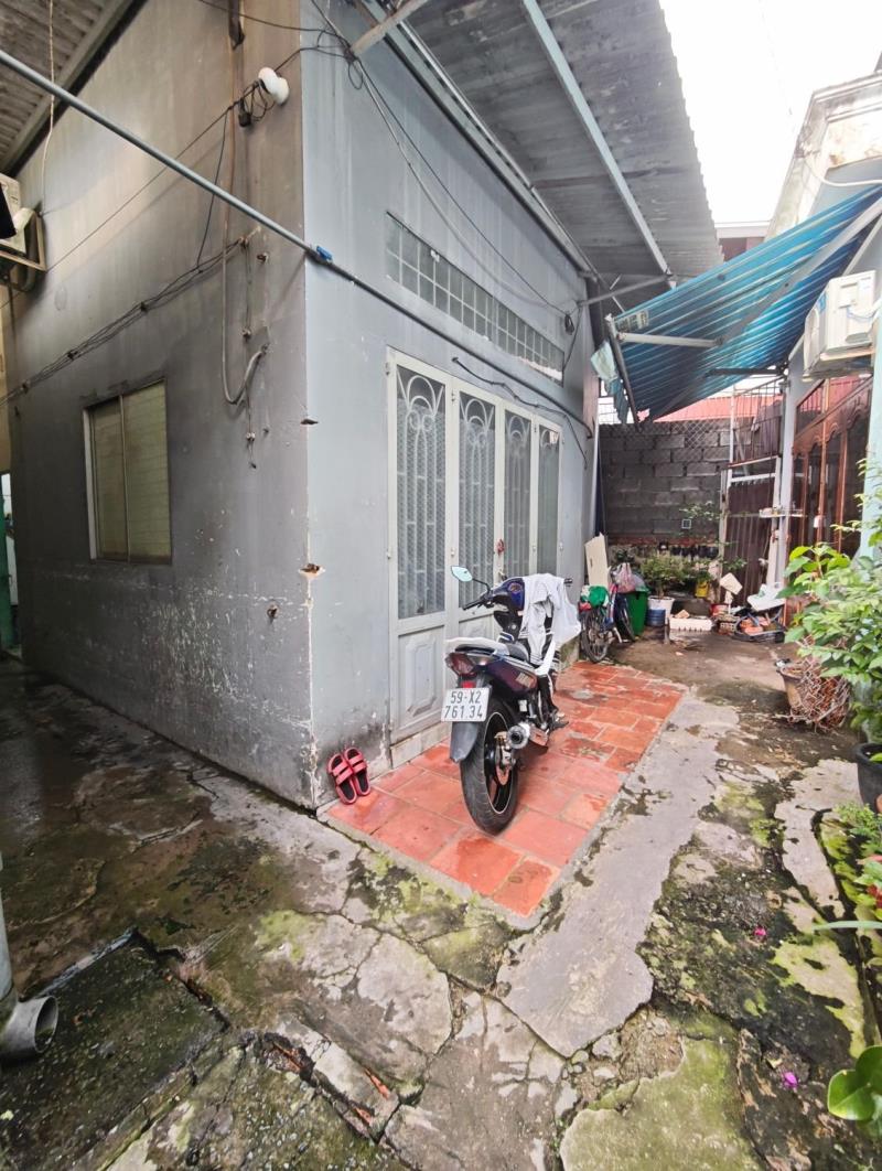Bán nhà trọ 100m2 trệt lửng, 6 phòng trọ đang cho thuê kín, hẻm 122 bình chiểu