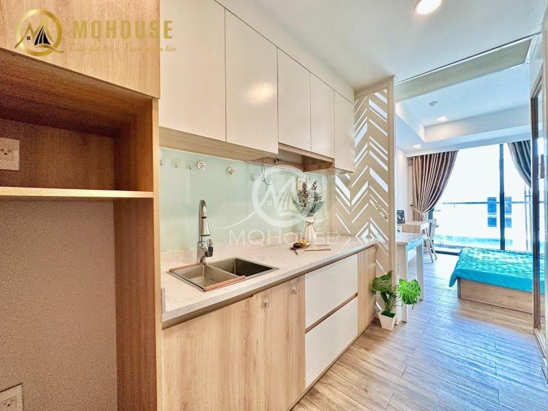 Căn hộ cực đẹp hiện đại bancol rộng thoáng ngay sân bay - Ảnh 3