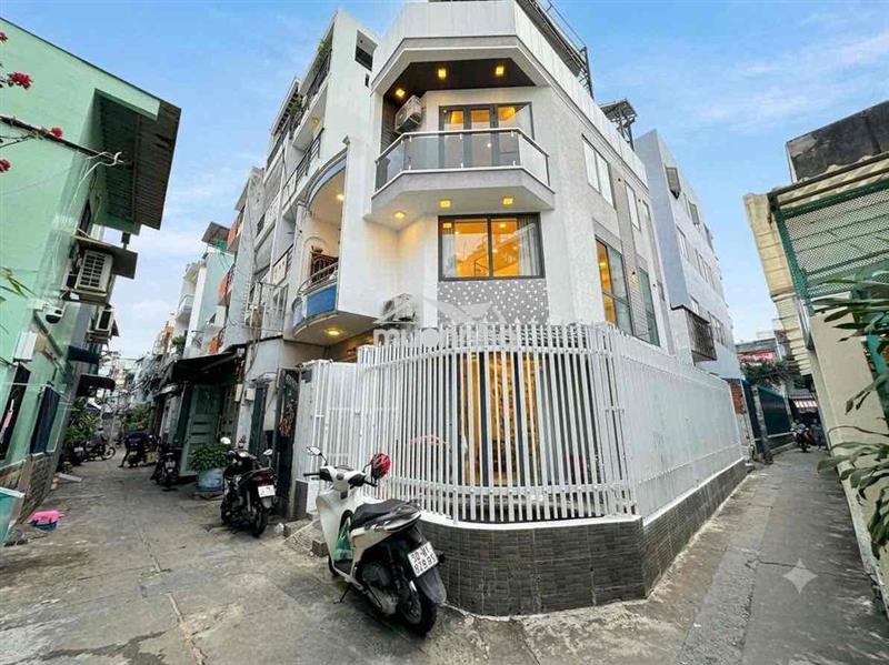 Nhà bán ông ích khiêm q11 4x10m 4 tầng mới đẹp đủ nội thất