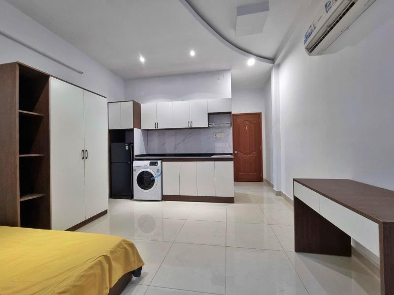 Phòng 35m² ban công lớn thoáng, máy giặt riêng giáp quận 1- tiện ra nơ trang long, bình thạnh - Ảnh 3