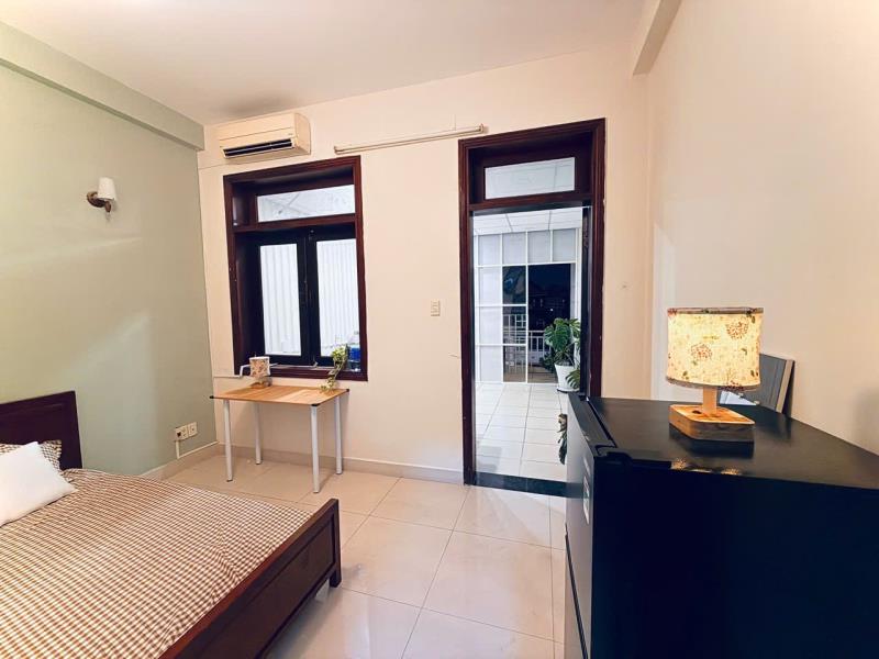 Cho thuê 1 phòng ngủ tách bếp 45m2 có ban công lớn, full nội thất, máy giặt riêng – đinh bộ lĩnh gần ngã tư hàng xanh, bình thạnh gần đại học hồng bàng