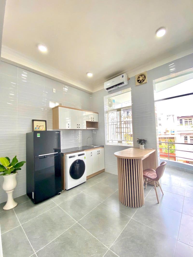 🏡 Cho thuê studio ban công đường út tịch – gần vòng xoay lăng cha cả - Ảnh 3