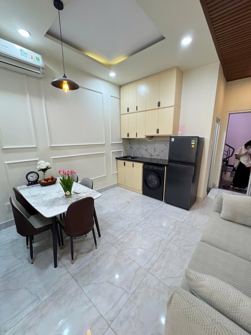 Chính chủ cho thuê căn hộ dịch vụ 1 phòng ngủ full nội thất - Ảnh 2