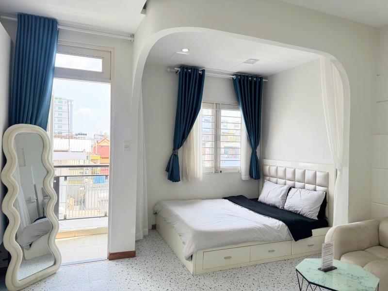 Cho thuê căn hộ có ban công, bếp riêng, vách ngắn nhà tắm 36m²  bùi đình túy, bình thạnh gần chợ bà chiểu, cầu bông, quận 1,2,3