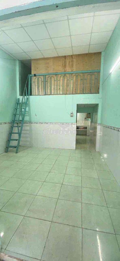 Bán nhà sổ hồng riêng 4x10,lửng,3tỷ150tr,hiệp thành 45-lê văn khương - Ảnh 2