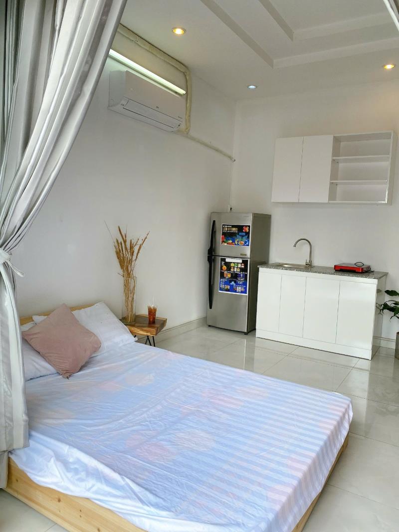 Cho thuê căn hộ có ban công rộng thoáng mát full nội thất đường nguyễn văn thương quận bình thạnh, sát đh hutech, uef, quận 1 - Ảnh 3
