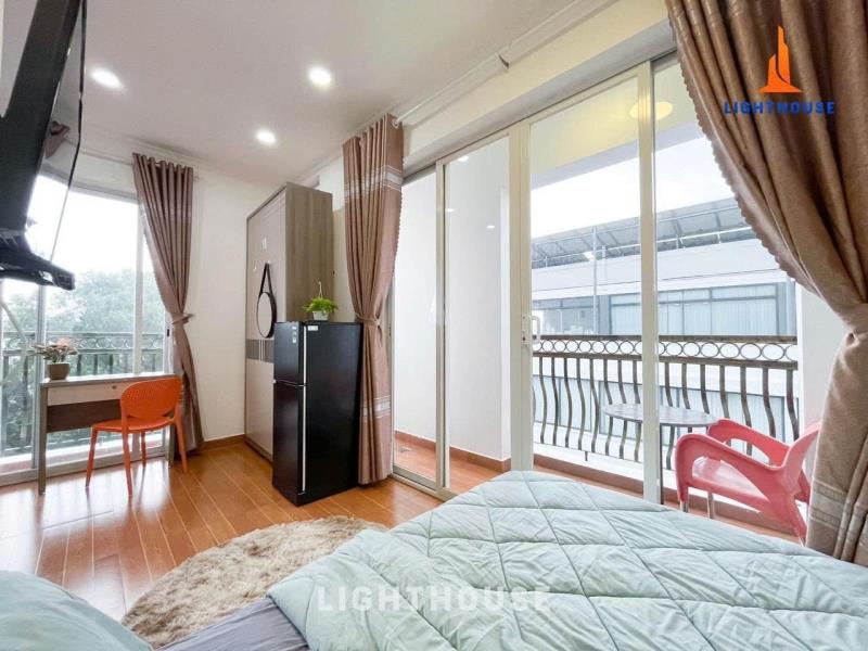 Studio ban công - full nội thất - ngay etown cộng hoà