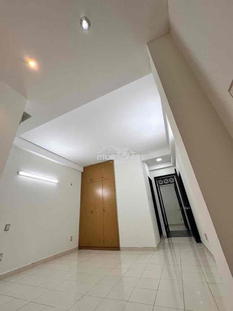 Cho thuê nhà nguyên căn 4pn- hxh - điện biên phủ quận 3 - Ảnh 2