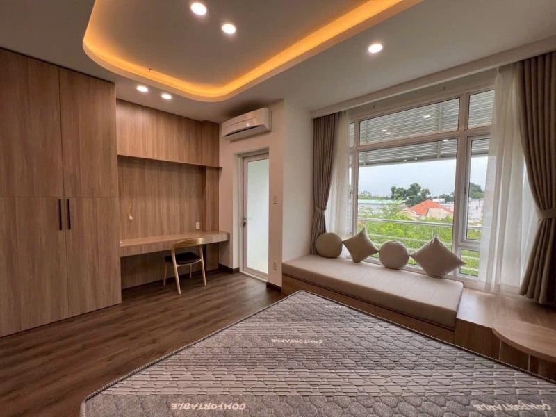 [Q2] -  mới khai trương - thiết kế hiện đại - gần sala trung tâm - Ảnh 2