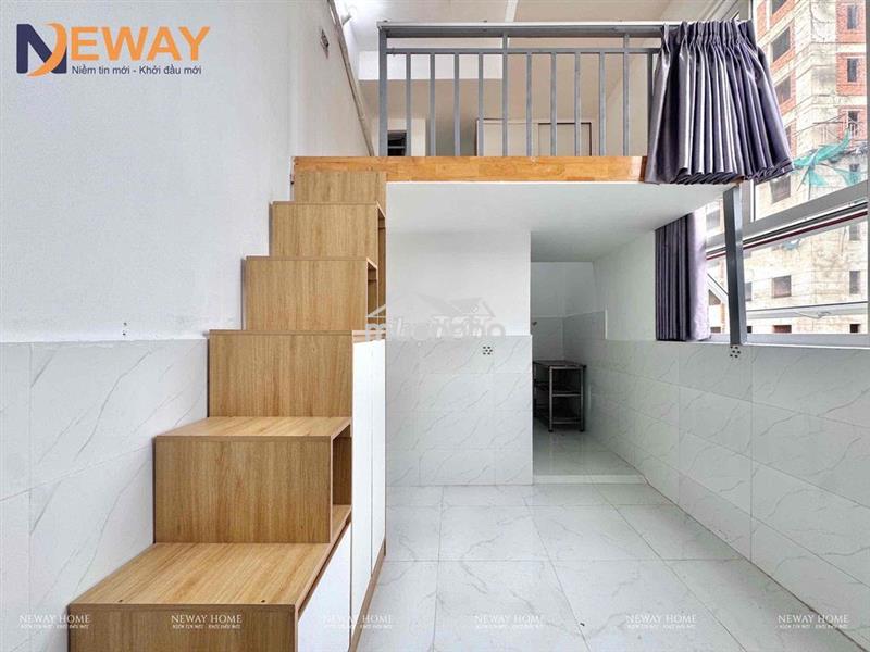 Duplex cửa sổ trời sẵn máy lạnh tủ lạnh ngay trịnh đình trọng - âu cơ