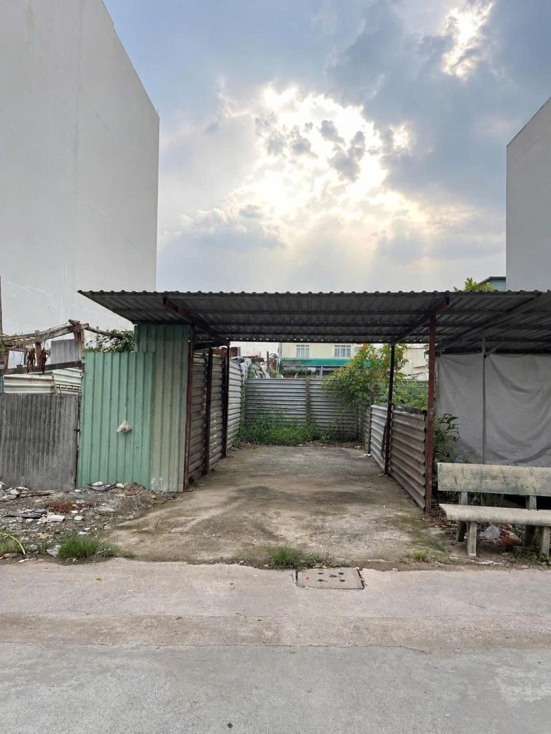 Bán đất thổ cư 100m2 – hàng xóm nhà 5 tầng – đất vuông vức, hẻm ô tô 8m