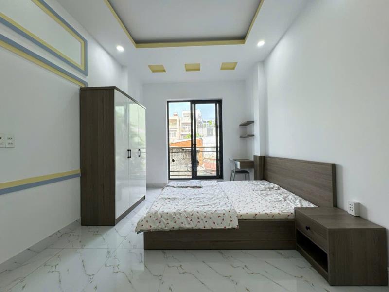 Cho thuê căn hộ ban công rộng ngập nắng, full nội thất, đường trần bình trọng, bình thạnh gần phạm văn đồng & sân bay