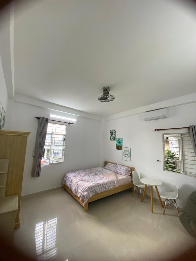 Cho thuê căn hộ có cửa sổ lớn thoáng mát full nội thất đường phan tây hồ quận phú nhuận, sát bình thạnh, quận 1