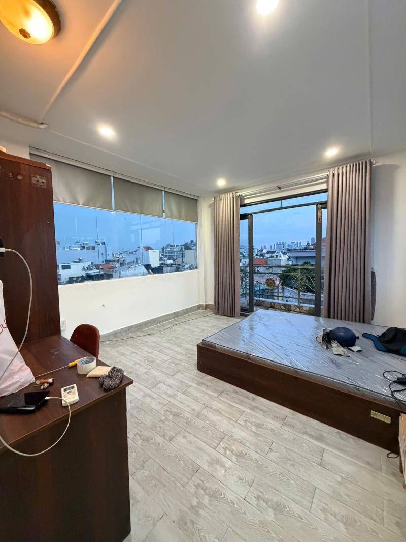 Trống sẵn phòng vừa hoàn thiện view thành phố - full nội thất - gần bình thạnh - phú nhuận