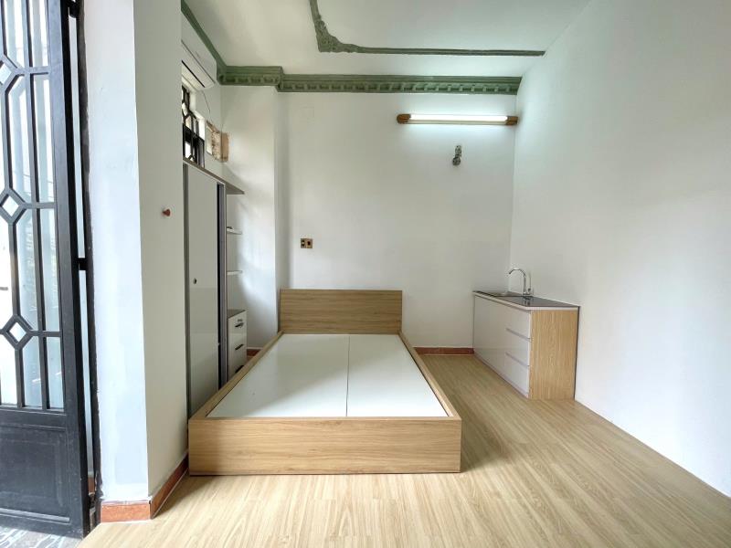 Cho thuê căn hộ ban công full nội thất giờ giấc tự do ngay etown cộng hoà  - Ảnh 3