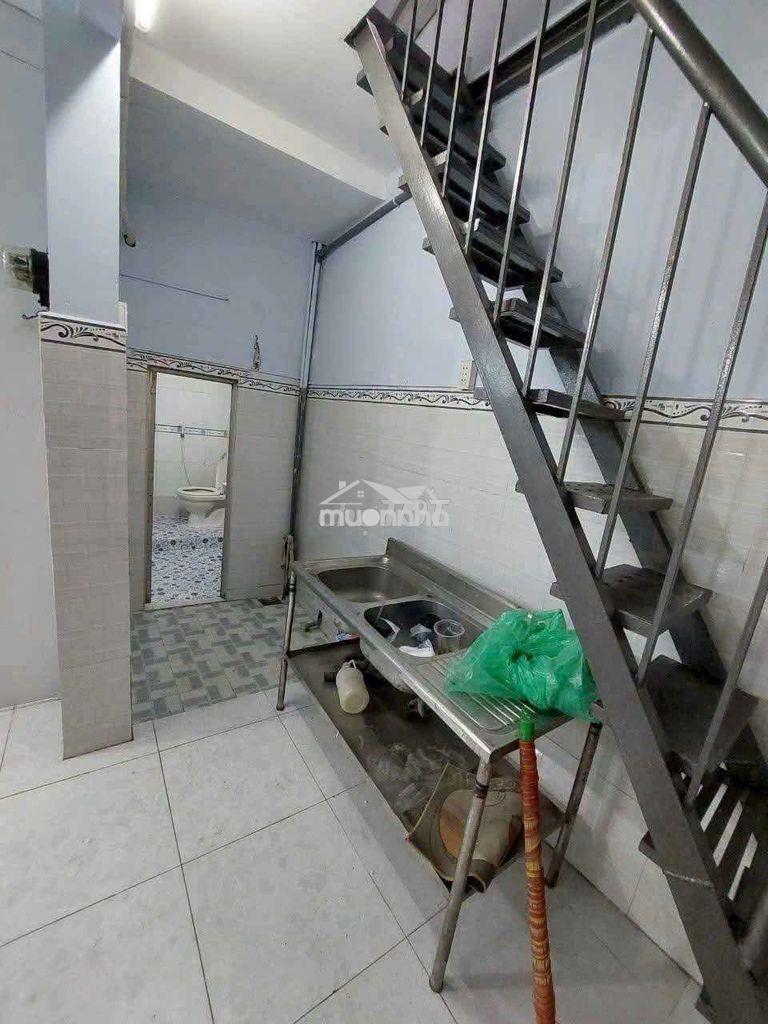 Cho thue nhà hẻm xe máy, 1 xet, cao thắng q.10 - Ảnh 4