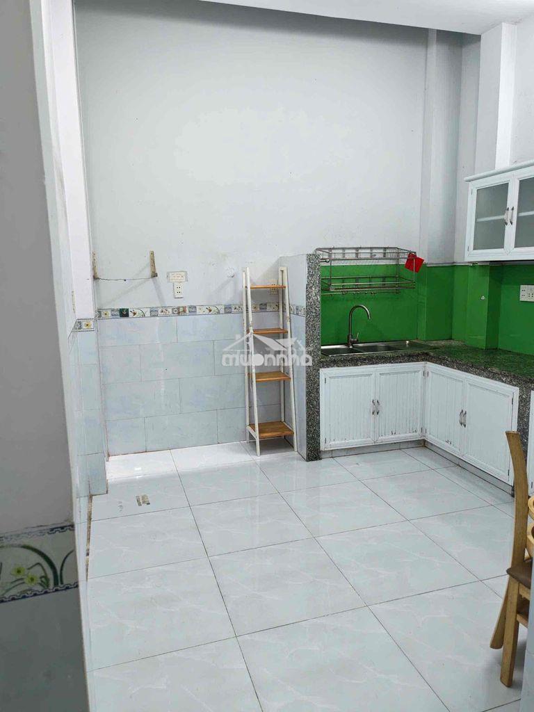 Nhà nguyên căn hẽm xe hơi - Ảnh 4