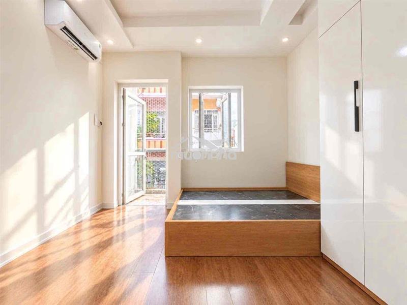 Cho thuê căn hộ ban công gần chùa vĩnh nghiêm, trần quang diệu quận 3