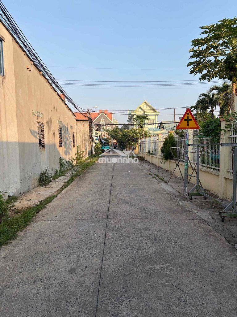 Nhà cấp 4 full thổ cư - Ảnh 2