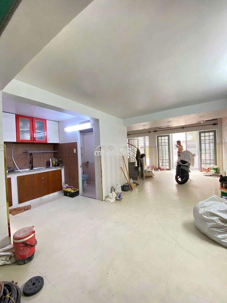 Cho thuê nhà âu cơ -lê đại hành - 21 triệu - 4pn - hẻm xh - 4,5 tầng - Ảnh 3