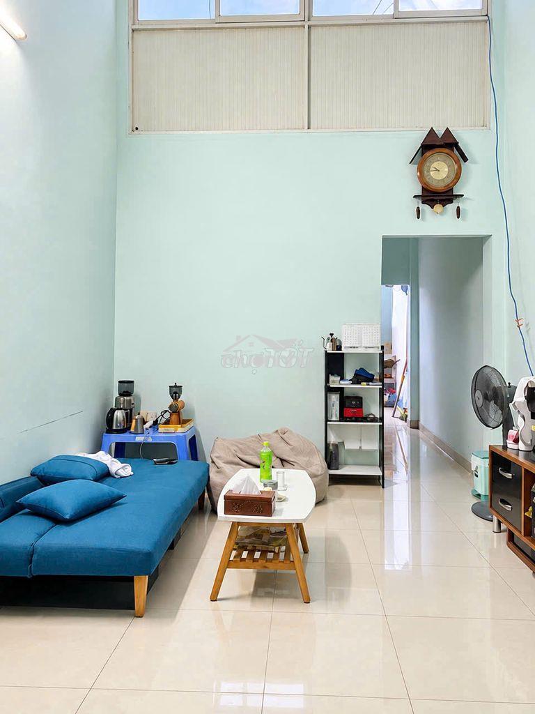 Gấp bán 5.5 tỷ giảm về 4.99 tỷ - bán nhanh nhà 2 tầng hẻm đẹp giáp q.1