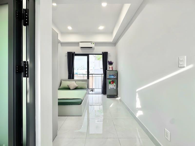 Ngay cộng hoà bancol thoáng mát - Ảnh 3