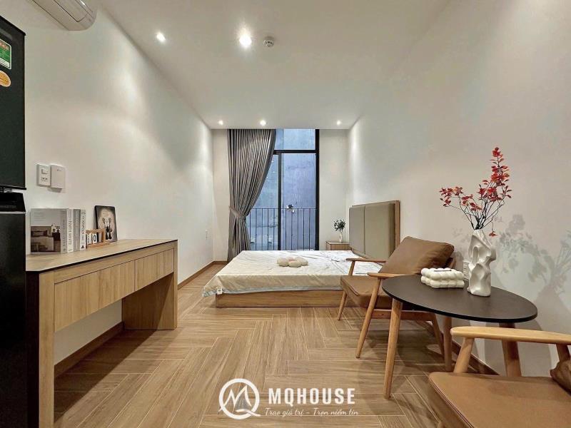 Cho thuê chdv - 30m2 có ban công thiết kế hiện đại dạng studio - ngay tại hai bà trưng, quận 3 gần chợ tân định và giáp với quận 1