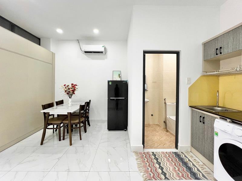 1pn cửa sổ lớn gần sân bay tân sơn nhất - gần trục đường trường sơn, phạm văn bạch, gần công viên hoàng văn thụ - Ảnh 2