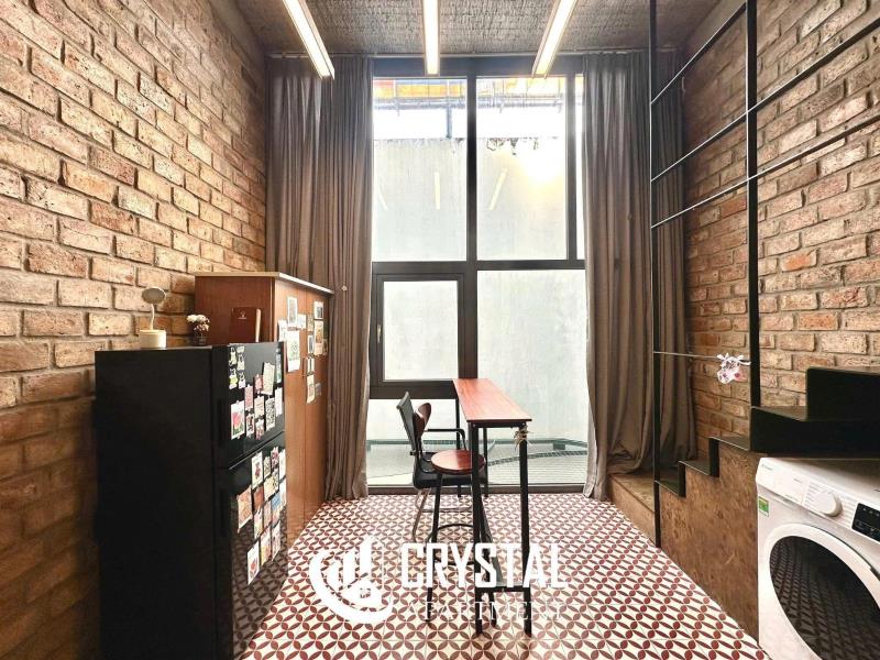Khai trương duplex nội thất thiết kế - cầu thang kết hợp tủ - cửa sổ trời | ngay khu k300 - nhà ga t3 cộng hòa - hoàng hoa thám - công viên hoàng văn thụ - Ảnh 3