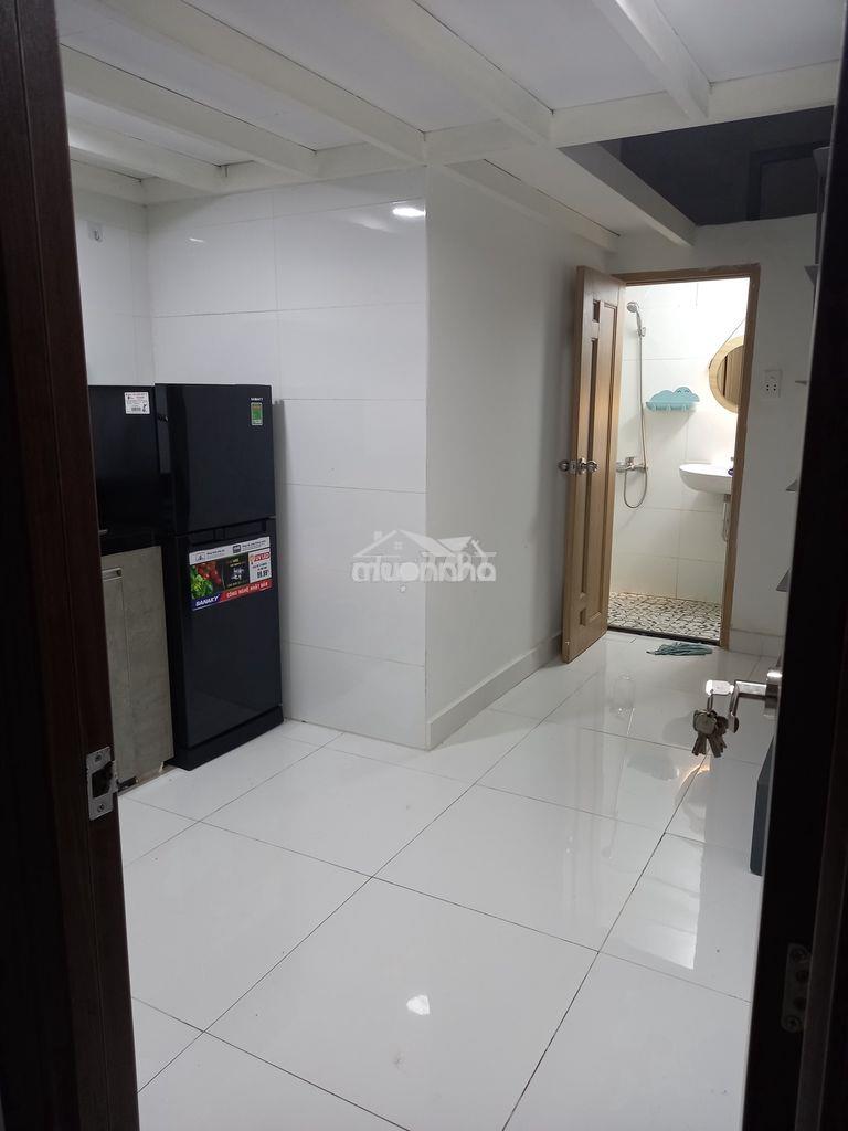 Phòng đẹp 40m2: 5trieu - 611/55b điện biên phủ, p1, q3