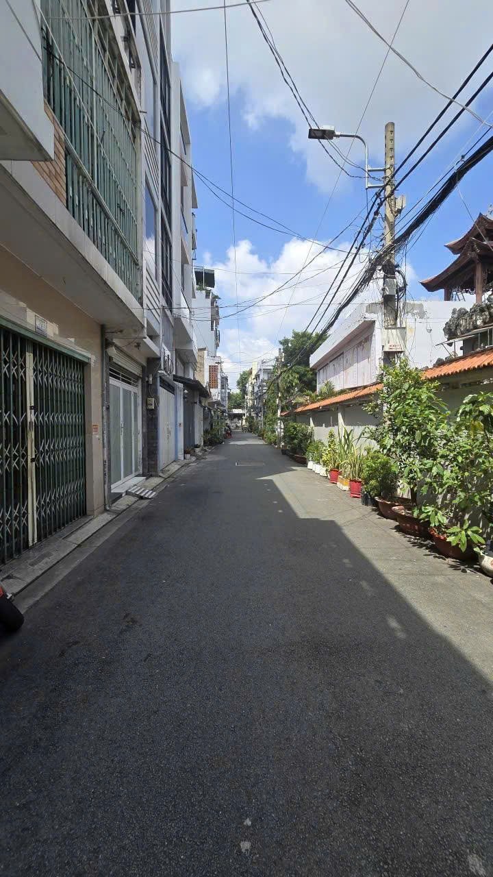 🏡🔥 Bán nhà hxh huỳnh văn bánh, phú nhuận – có gpxd 5 lầu – xe hơi đậu trước nhà – giá 10,6 tỷ tl
