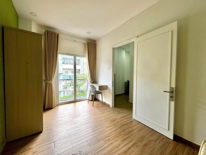 ✨ Cho thuê chdv 1pn ban công – hoàng văn thụ tân bình ✨ 🏡 1 phòng ngủ riêng biệt – không gian riêng tư, thoải mái 🌿 ban công thoáng mát – đón gió, tận hưởng ánh sáng tự nhiên - Ảnh 3