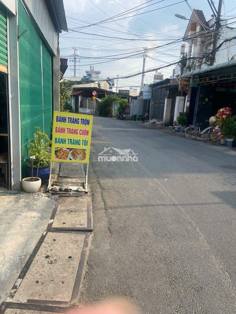 Chính chủ bán nhà hóc môn 171,5m^2, hẻm thông xe hơi và đường lớn - Ảnh 3