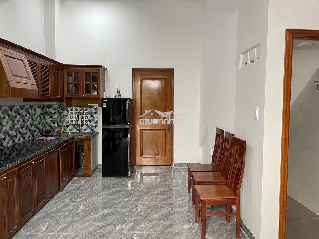 Cho thuê phòng chdv trệt, lối đi riêng, có nội thất - Ảnh 2