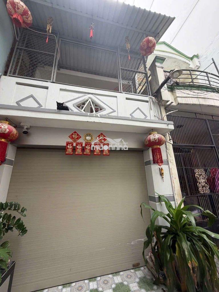 Bán nhà 2 tầng 77m2 sát mặt tiền lũy bán bích, tân phú