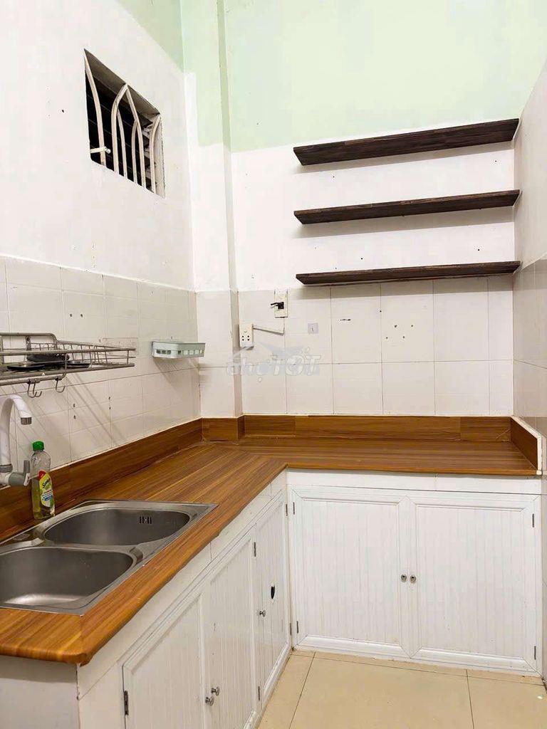 Cho thuê nhà nguyên căn.đường cách mạng tháng tám.phường 10. quận 3 - Ảnh 4