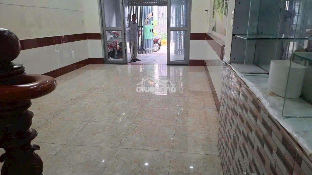 Nhà hẻm ôtô khu vực an ninh dân cư đông đúc gần chợ bệnh viện - Ảnh 4