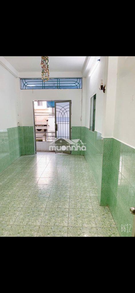 Phòng đẹp ngay chợ bàn cờ – nguyễn thiện thuật, q3