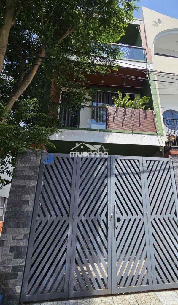Nhà 2 lầu 3 phòng ngủ st đường thông 8m lò lu