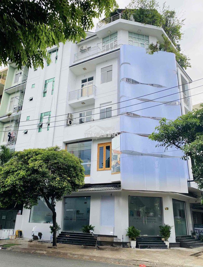 Cho thuê toà vp trệt 2 lầu đã setup full nội thất sẵn như hình
