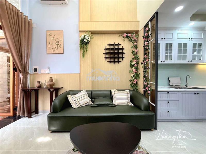 Lô nhì quận 7 4x14m 2 tầng 3pn giá 5.3 tỷ shr đầy đủ