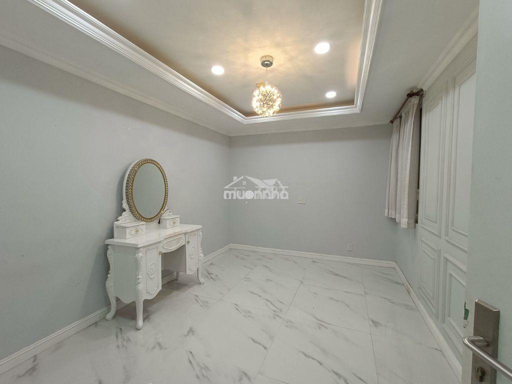 Cần bán căn hộ hùng vương plaza p12. q5 - Ảnh 2