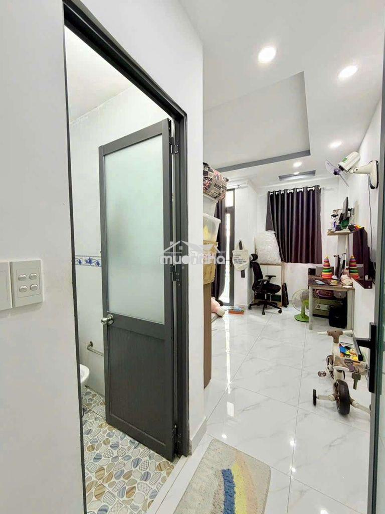 🚗 Hơn 4đ- hxh nhà mới q11, giáp q10. 90m2 sd - 2pn, sát mặt tiền 1 căn - Ảnh 4